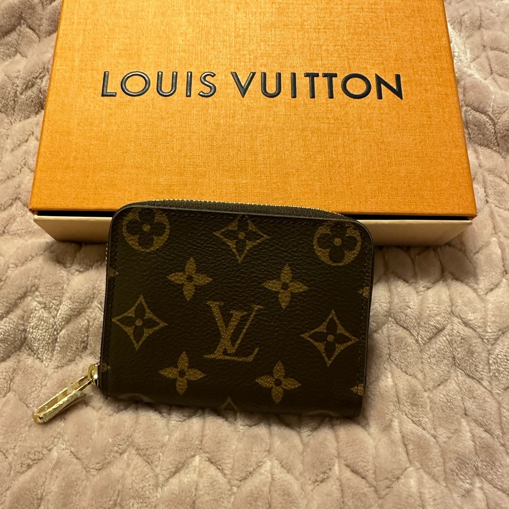 Louis Vuitton Zippy Coin Purse